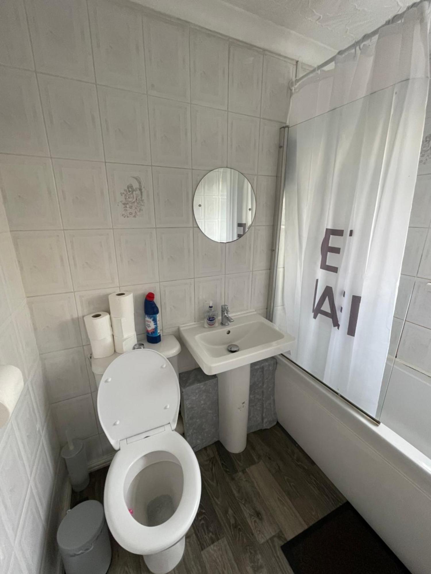 Holiday Home Cardiff City Sleeps 7 Exteriér fotografie